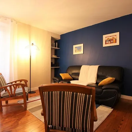 Oroitzapenak Apartment